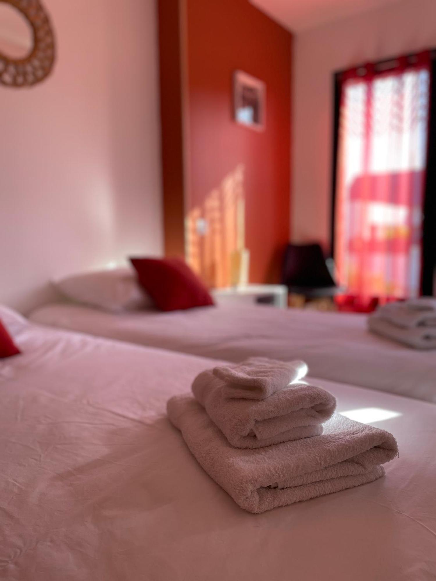 Villa Egurra, A Proximite D'Une Plage De Sable Fin Santec Ngoại thất bức ảnh
